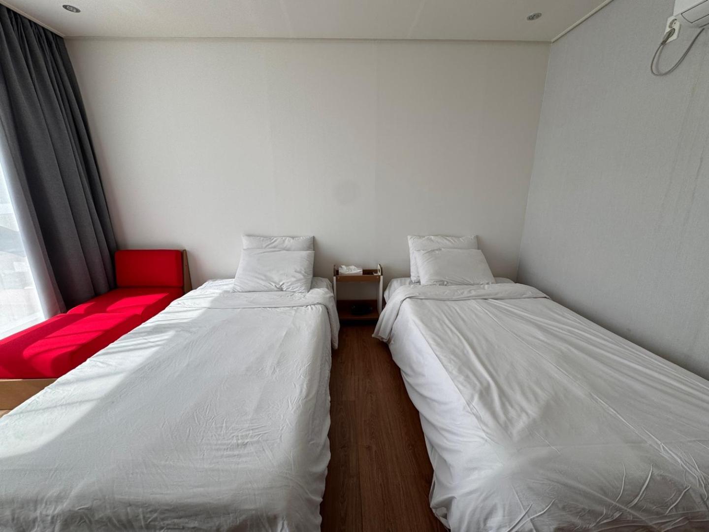 Bedradio Dodubong Hotel Oedo-dong Exterior photo